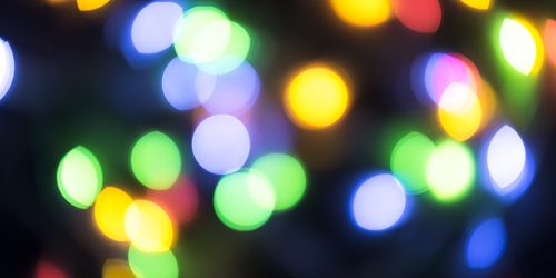 Abstract blurred christmas ligth background Diplomado en iluminación y efectos visuales para eventos